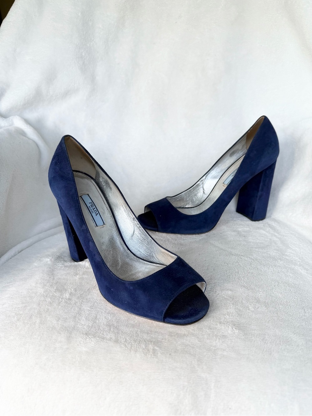 Prada women shoes size 39 Suede Navy Blue